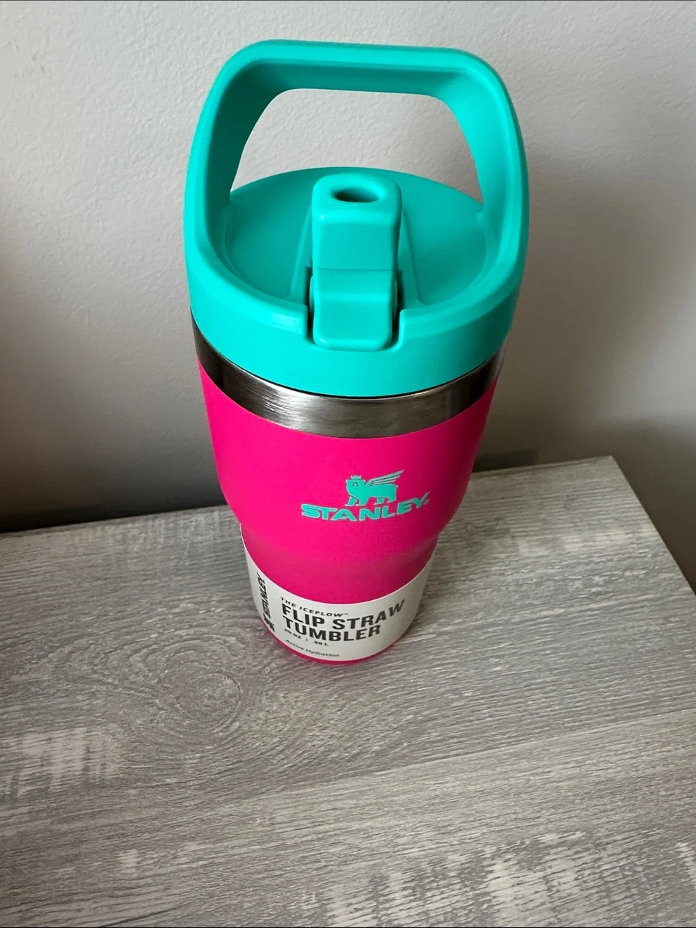 Stanley Flip Straw Tumbler - Hot Pink with Teal Lid 20 oz. - Picture 2 of 5